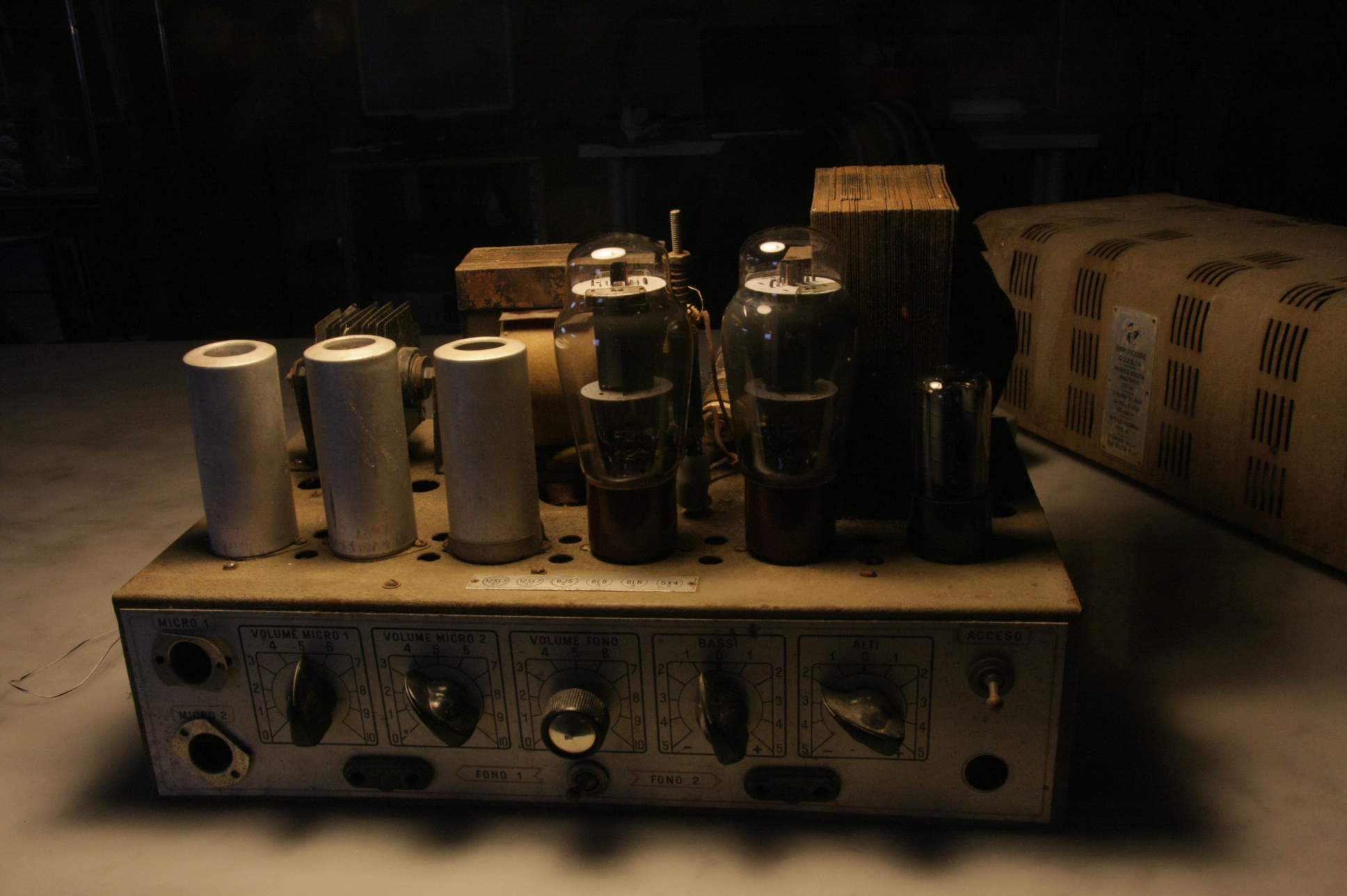 /edu-geloso-g225a-cinema-pa-restoration/tubege03.jpg